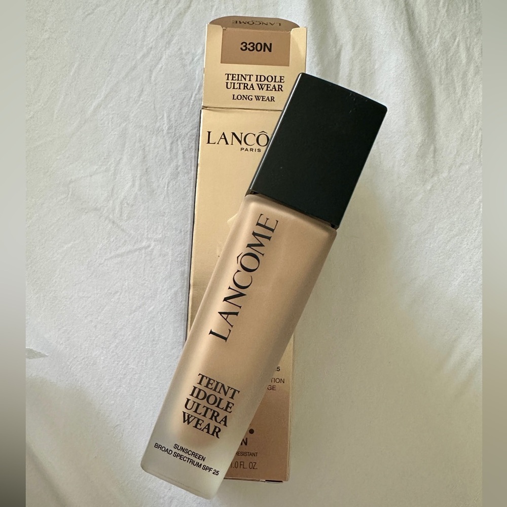 Lancome Foundation 330N - Teint Idole Ultra Wear